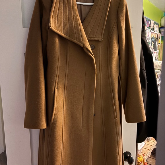 Babaton Jackets & Blazers - Babaton Tan Trench Coat